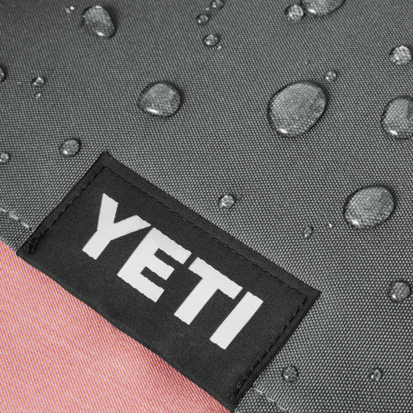 YETI Lowlands® Blanket Sandstone Pink