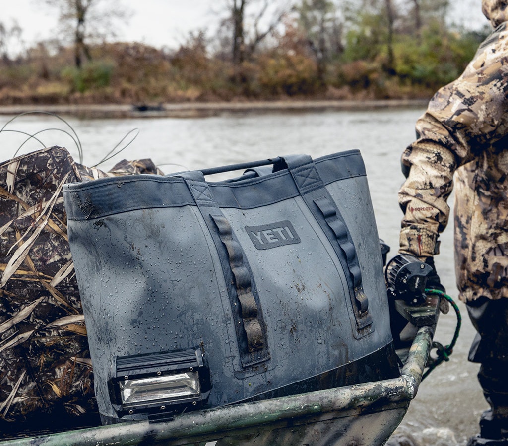 Yeti carryall top